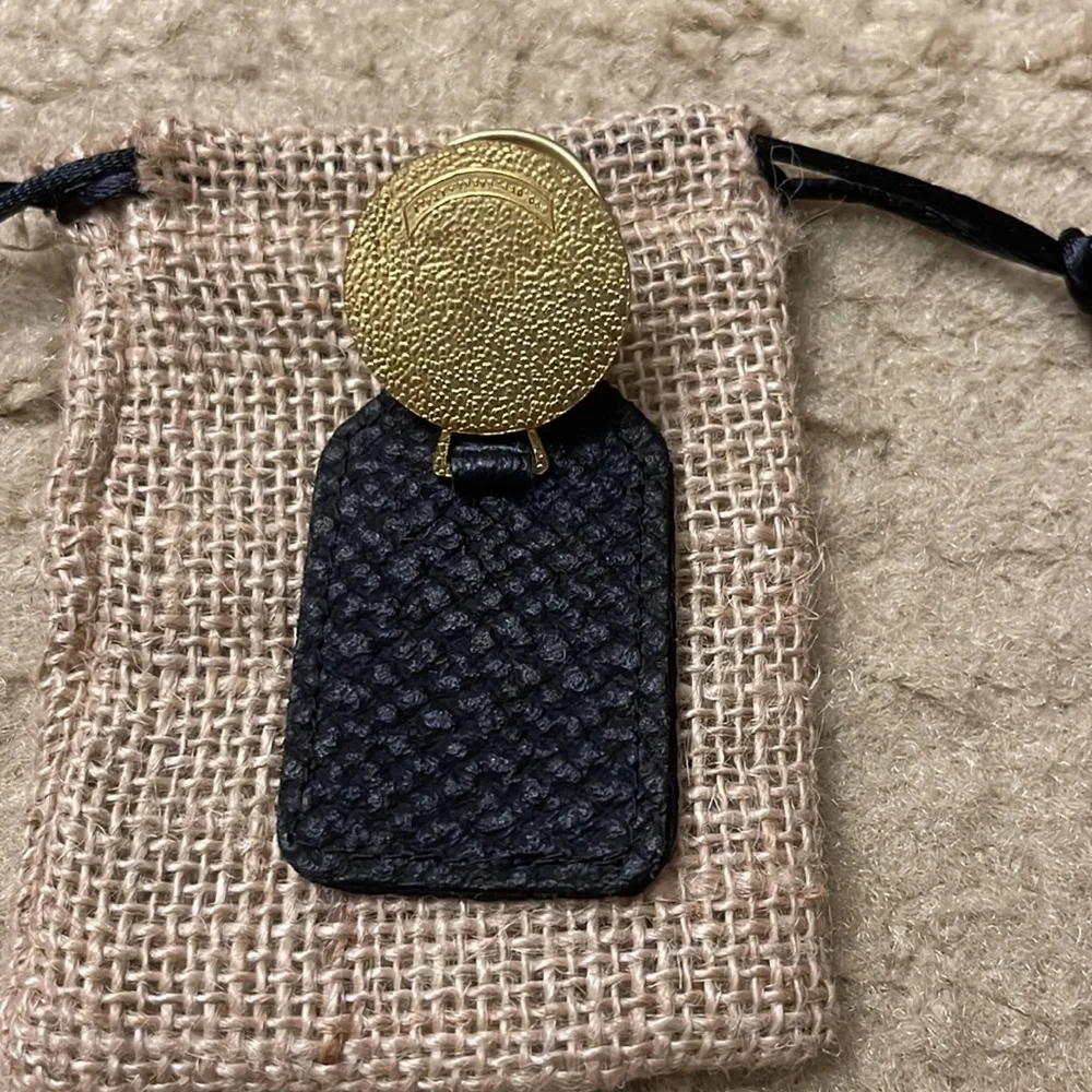 Vintage Maserati Keychain - Picture 4 of 5